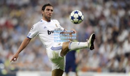 诺坎普VIP沉浸式观赛体验走红网络，顶级美食与零距离视角重塑足球观赛新标杆